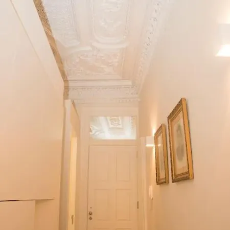 Unique And Lovely Apartamento