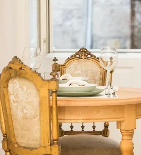 アパート Unique And Lovely