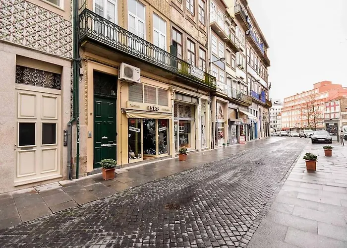 Unique And Lovely * بورتو