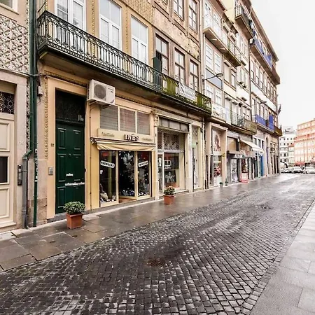 Unique And Lovely * بورتو